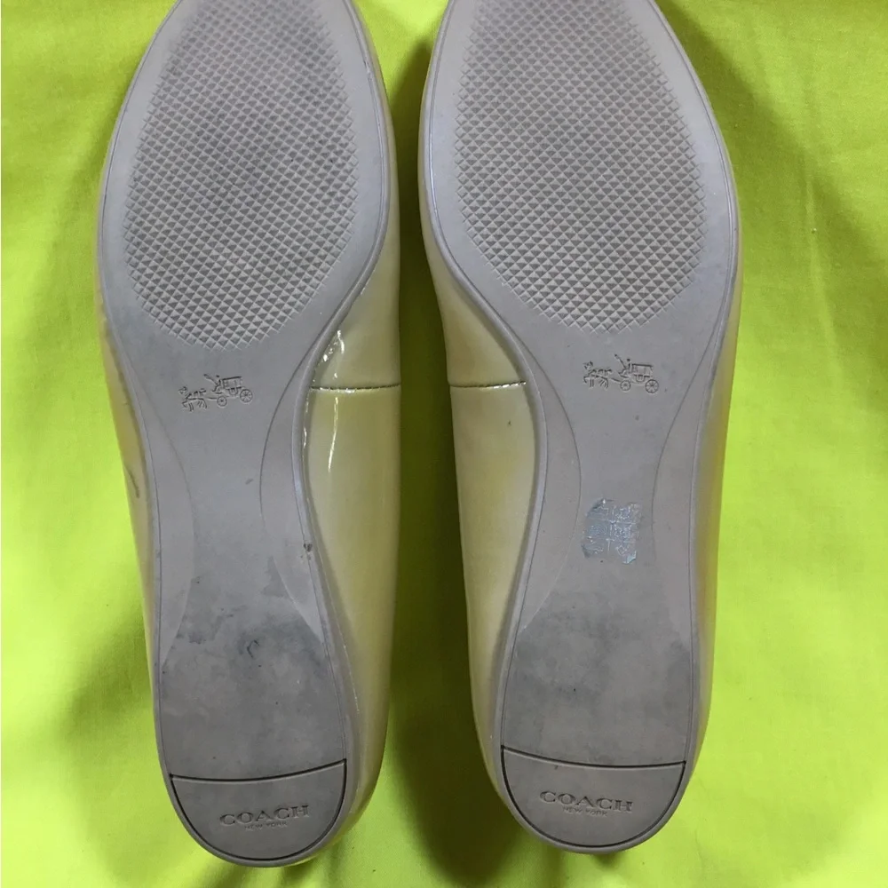 Coach Taupe Patent Leather Ballet Flats with Bow SZ 8